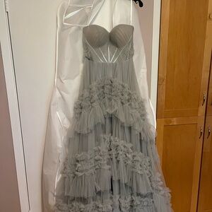 Elegant Gray Wedding Dress
